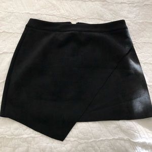 NWT Kendall and Kylie black skirt